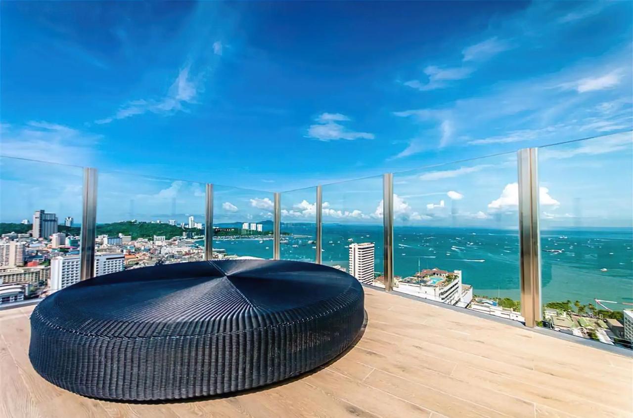 The Base Central Pattaya - A Luxury Condo By Peter Ngoại thất bức ảnh